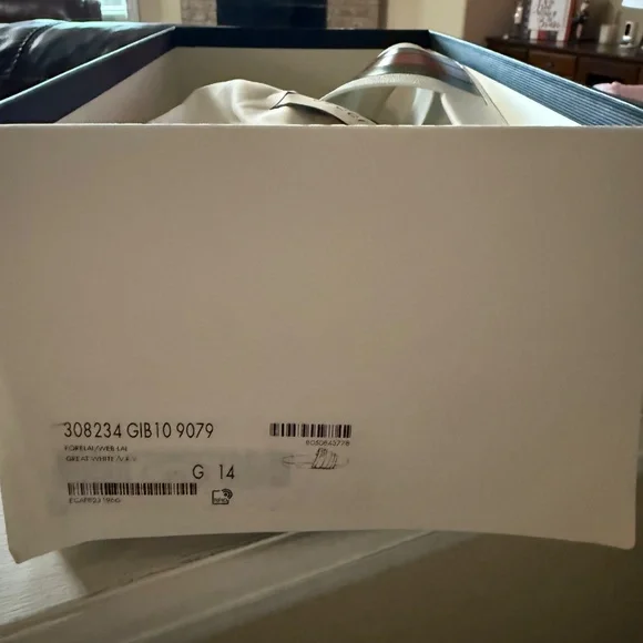 Mens GUCCI slides -LIKE NEW never worn - Picture 3 of 3